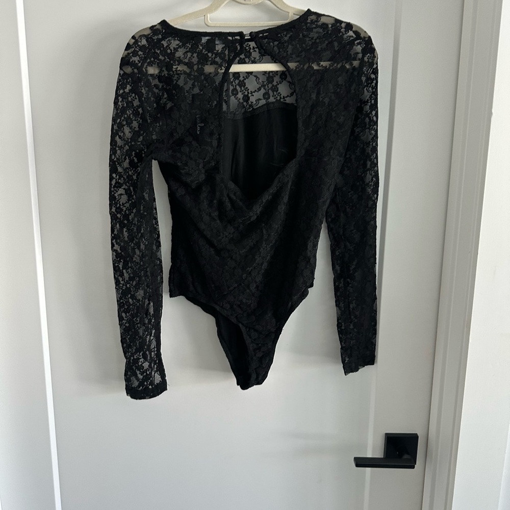 Lulu's Black Lace Long Sleeve Bodysuit - Picture 6 of 6